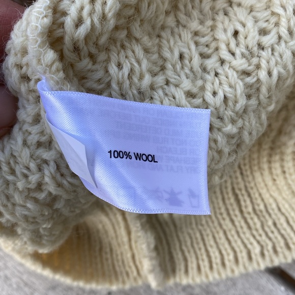 Orvis Men’s Wool Cable Knit Sweater - Picture 6 of 9